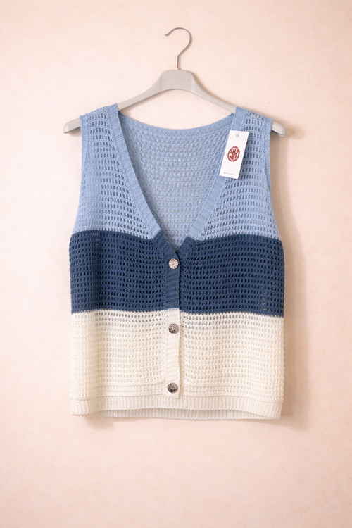 Gilet crochet color block – look chic & tendance été